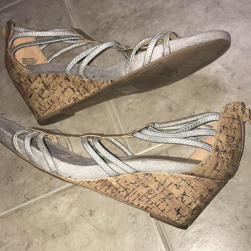 Sandals - Picture 6 of 6